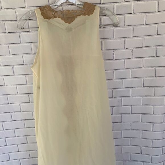 Emilio Pucci Cream with Lace Nightgown VTG… - Picture 3 of 5